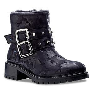 Ross and Snow Stefana Leather Boot Black Camo 9
